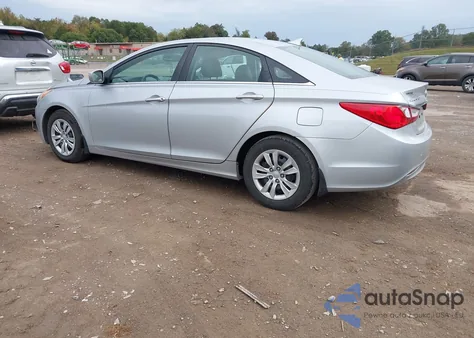 2011 Hyundai Sonata Gls z USA, uszkodzony, nr VIN 5NPEB4AC2BH170253